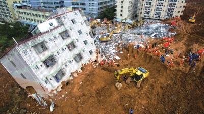 深圳工地坍塌致13人失联，灾难背后的反思与安全意识觉醒的呼唤