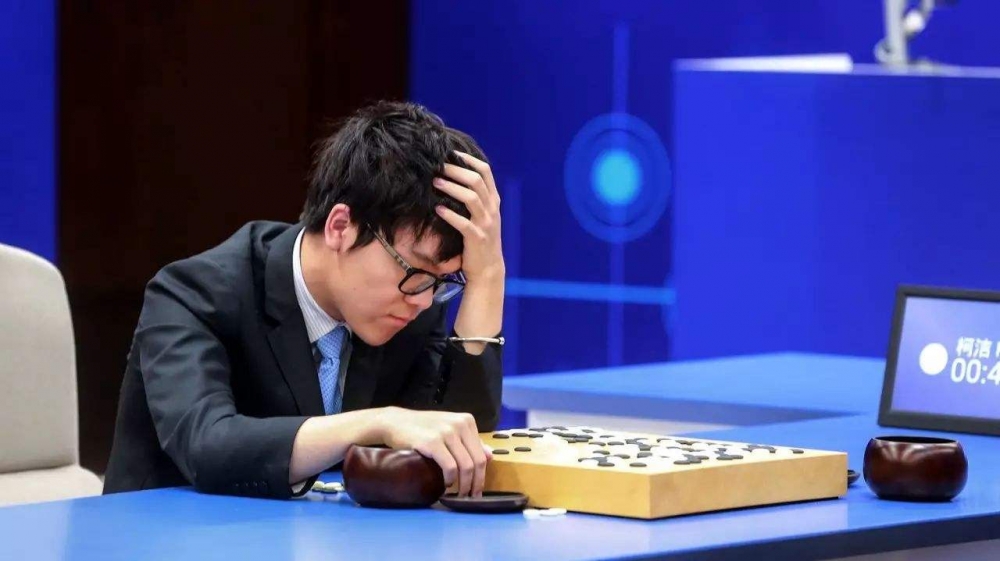 柯洁更新社媒简介，解读世界围棋九冠王的背后故事