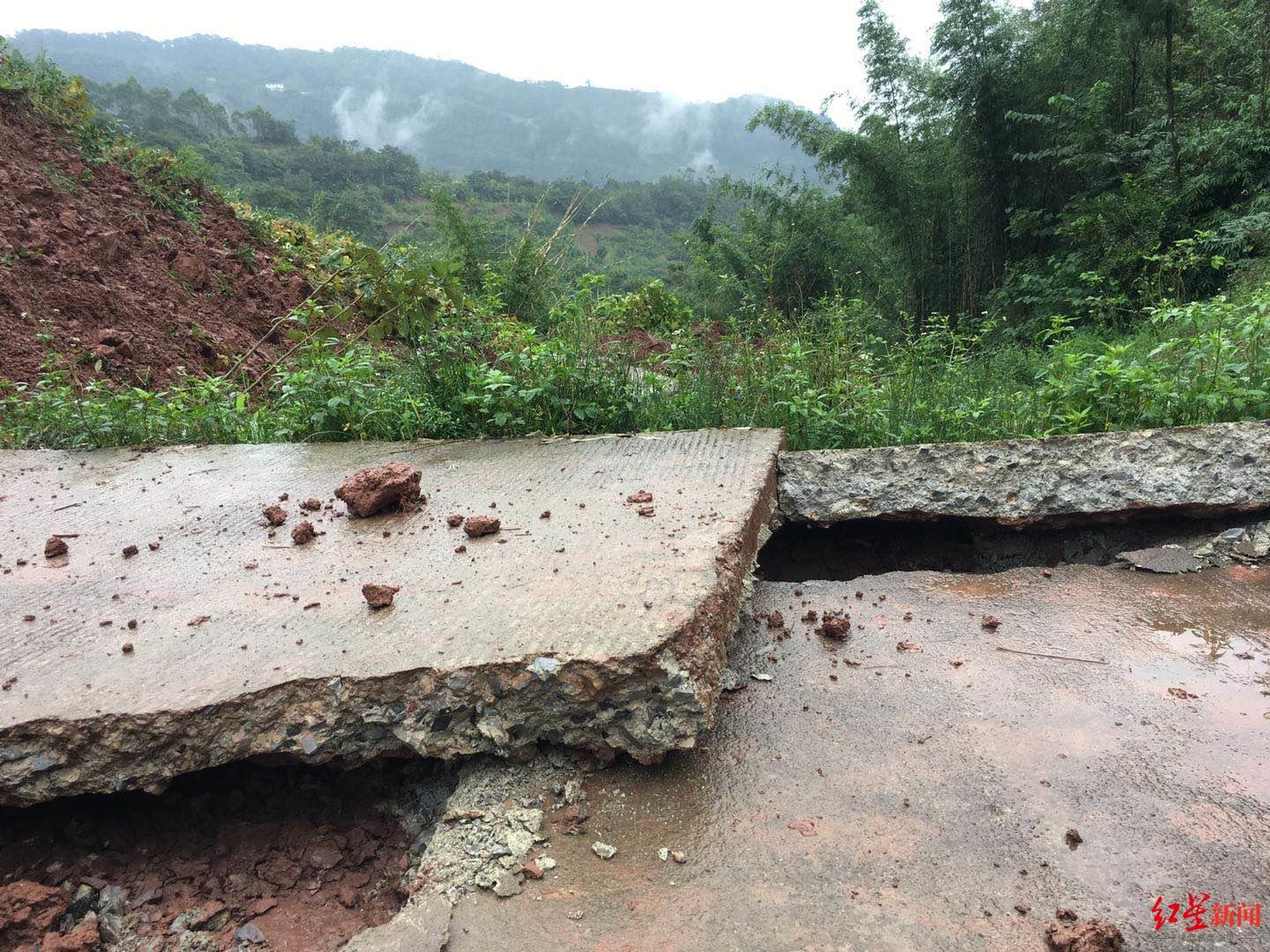 四川宜宾山体滑坡原因深度探究