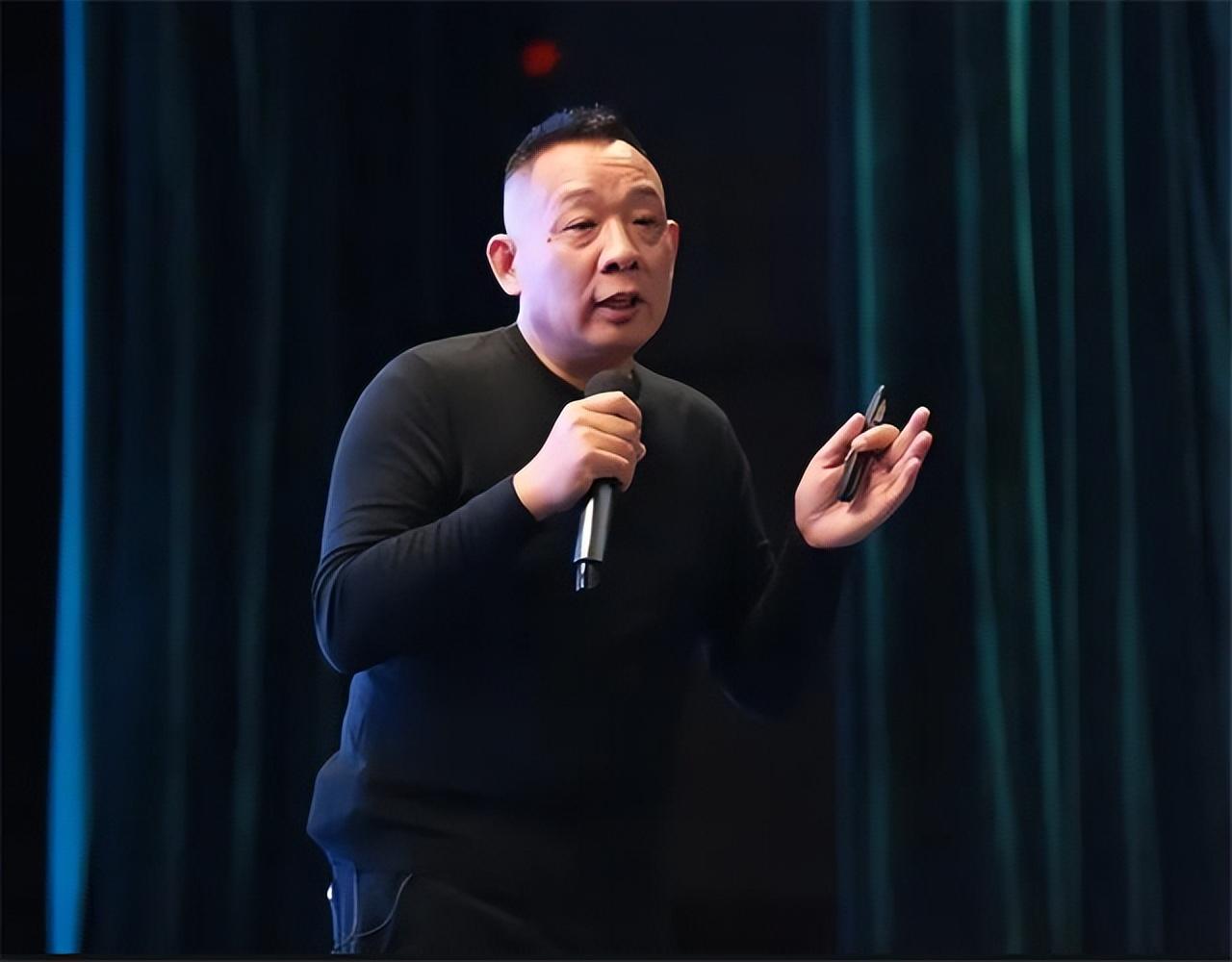 胖东来创始人于东来郑州开店决策及其对郑州商超行业的影响分析